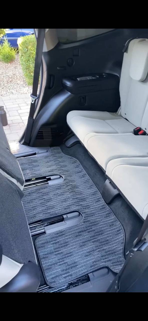 Best Detailer in Avondale auto detailing finish by Damian's Desert Detailing